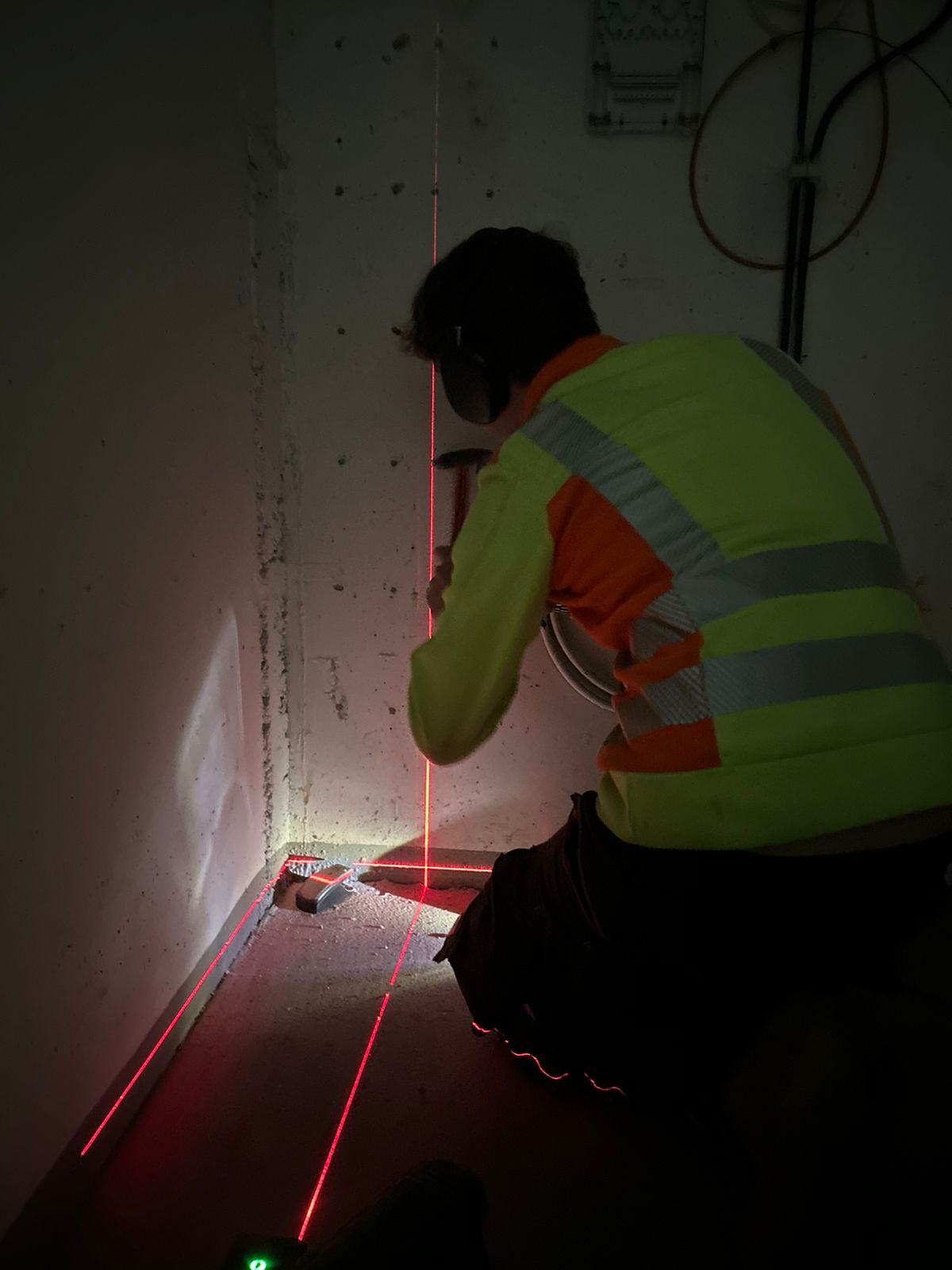 Laservermessung bei Installationsarbeiten